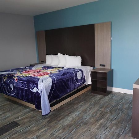 בישופ Thunderbird Motel מראה חיצוני תמונה