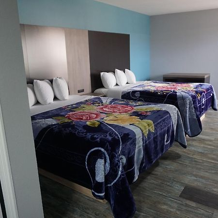 בישופ Thunderbird Motel מראה חיצוני תמונה